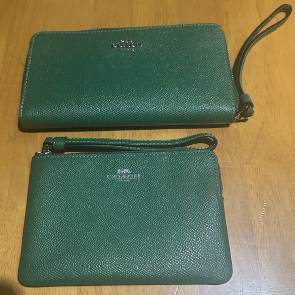 EUC, Large Coach phone wallet, Coach corner zip wristlet, both in Shamrock green - Picture 2 of 8
